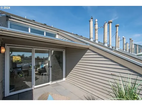 178 N Hayden Bay Drive Portland OR 97217