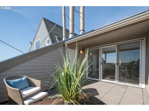 178 N Hayden Bay Drive Portland OR 97217
