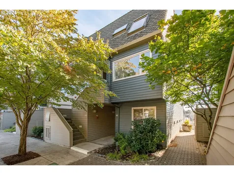178 N Hayden Bay Drive Portland OR 97217