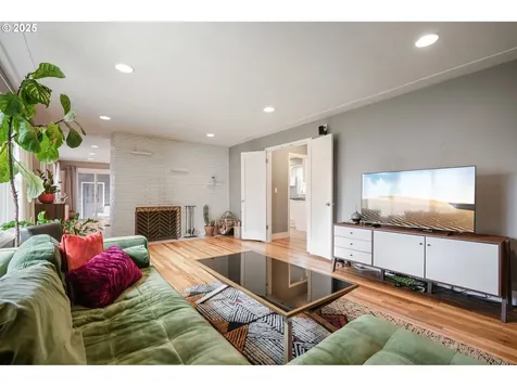 3585 Crestview Drive S Salem OR 97302