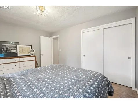3585 Crestview Drive S Salem OR 97302