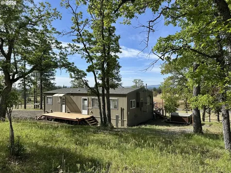 2069 Glenwood Highway Goldendale WA 98620