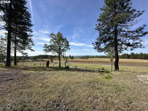 2069 Glenwood Highway Goldendale WA 98620