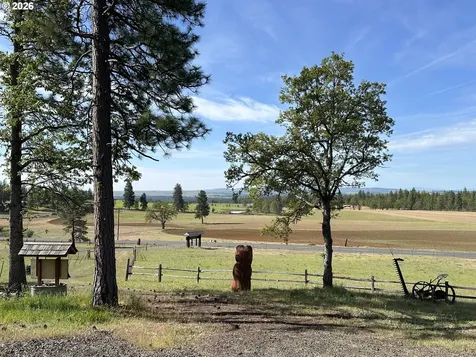 2069 Glenwood Highway Goldendale WA 98620