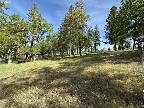 2069 Glenwood Highway Goldendale WA 98620