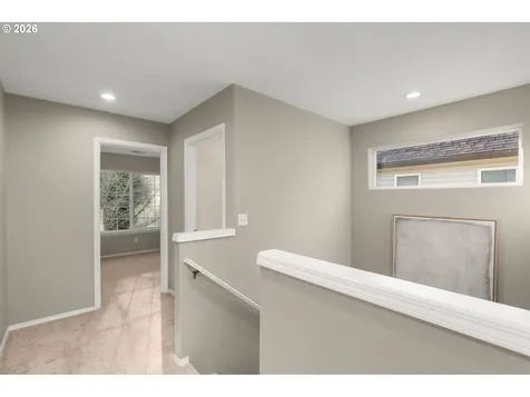 1328 NE Parkside Drive Hillsboro OR 97124