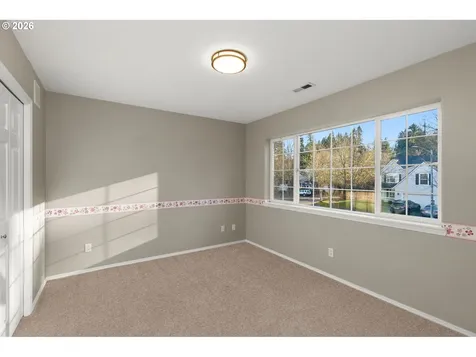 1328 NE Parkside Drive Hillsboro OR 97124
