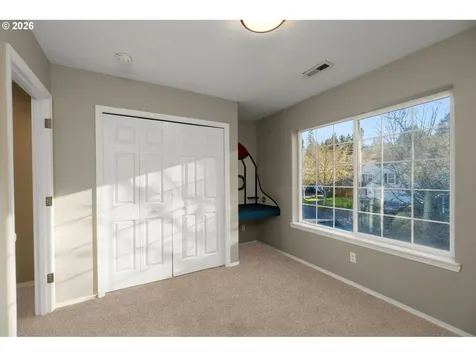 1328 NE Parkside Drive Hillsboro OR 97124