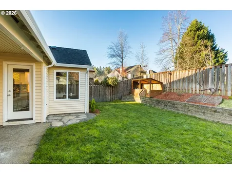 1328 NE Parkside Drive Hillsboro OR 97124