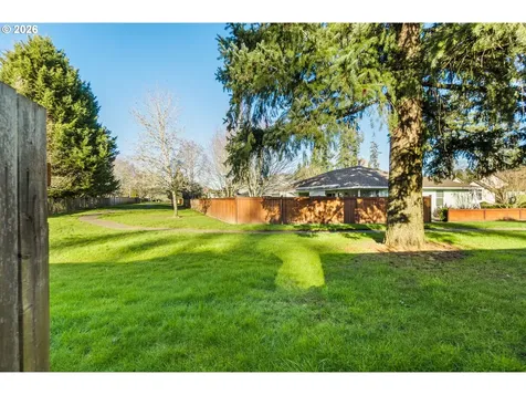 1328 NE Parkside Drive Hillsboro OR 97124