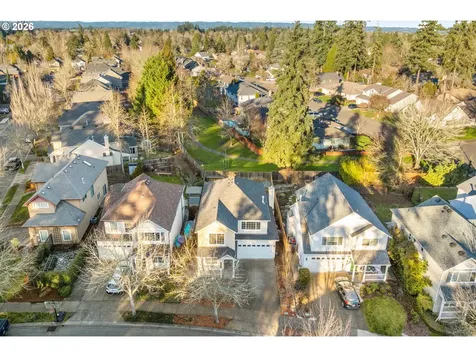 1328 NE Parkside Drive Hillsboro OR 97124