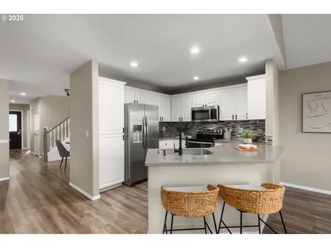 1328 NE Parkside Drive Hillsboro OR 97124