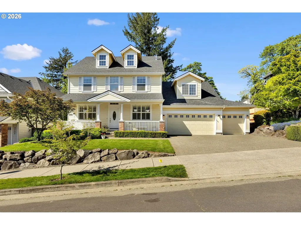 3719 NW 9th Loop Camas WA 98607