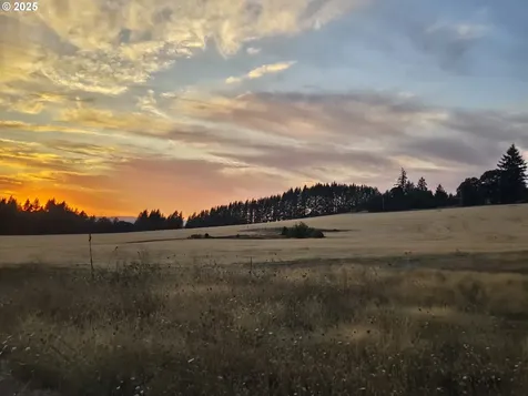 17475 NE Oak Grove Lane Hillsboro OR 97123
