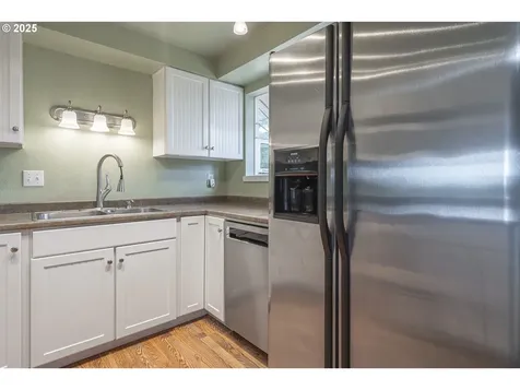 16775 NE Fairview Drive Dundee OR 97115