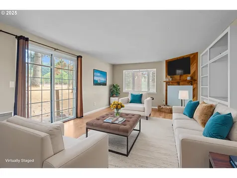 16775 NE Fairview Drive Dundee OR 97115