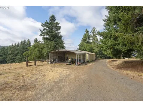 16775 NE Fairview Drive Dundee OR 97115