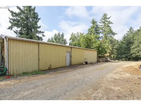 16775 NE Fairview Drive Dundee OR 97115
