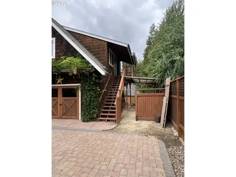 961 Tiara Street Eugene OR 97405