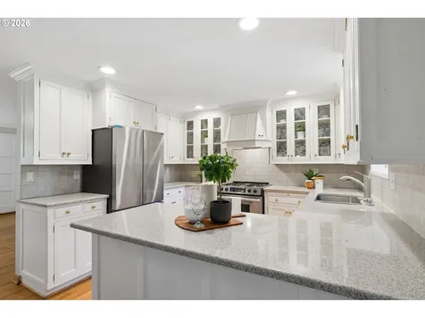 5253 Timbergrove Street Lake Oswego OR 97035