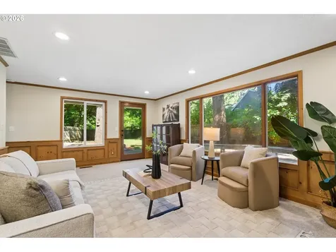 5253 Timbergrove Street Lake Oswego OR 97035