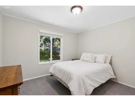 5253 Timbergrove Street Lake Oswego OR 97035
