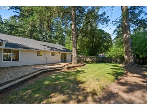 5253 Timbergrove Street Lake Oswego OR 97035