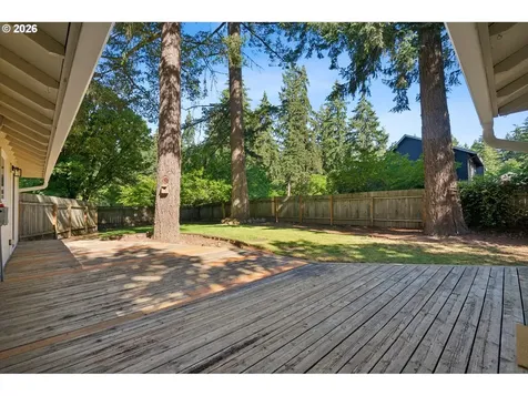 5253 Timbergrove Street Lake Oswego OR 97035