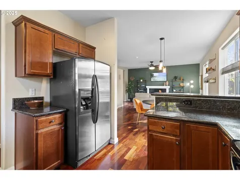 1006 NE Madrona Street Portland OR 97211