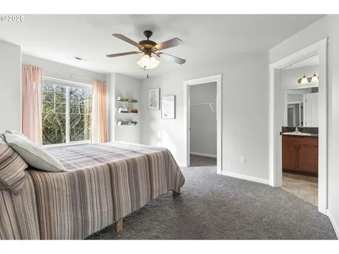 1006 NE Madrona Street Portland OR 97211