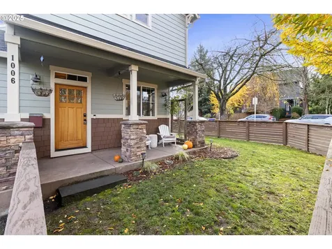 1006 NE Madrona Street Portland OR 97211