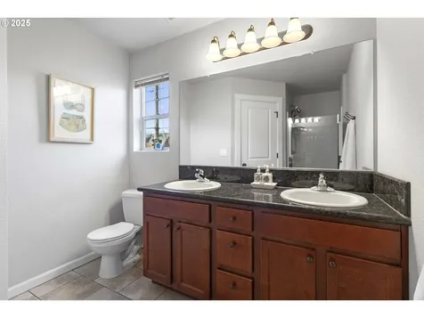 1006 NE Madrona Street Portland OR 97211