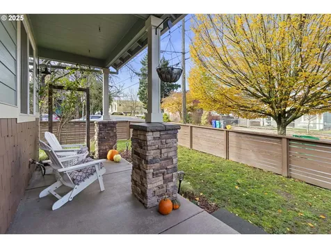 1006 NE Madrona Street Portland OR 97211