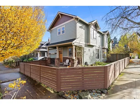 1006 NE Madrona Street Portland OR 97211