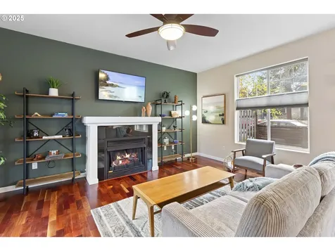 1006 NE Madrona Street Portland OR 97211