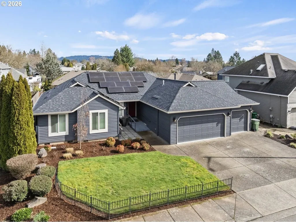 2010 N Nugget Lane Newberg OR 97132