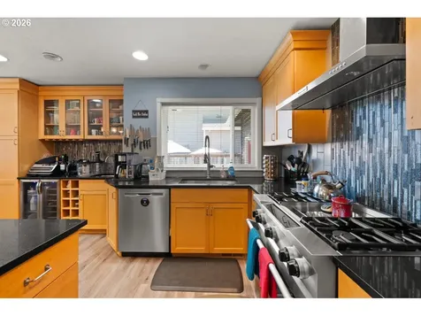 2010 N Nugget Lane Newberg OR 97132
