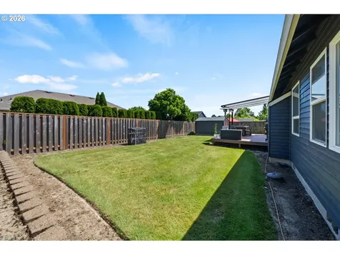 2010 N Nugget Lane Newberg OR 97132