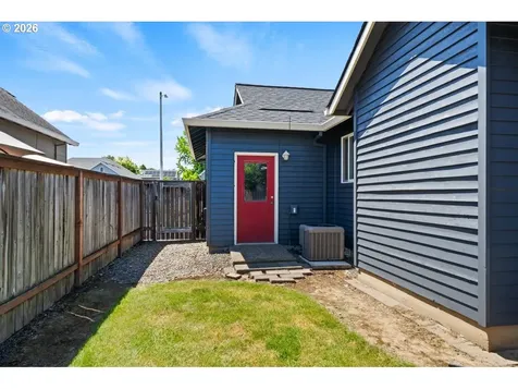 2010 N Nugget Lane Newberg OR 97132