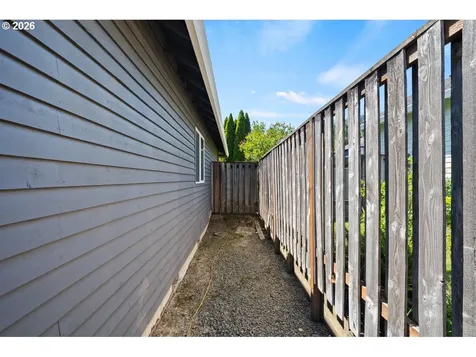 2010 N Nugget Lane Newberg OR 97132