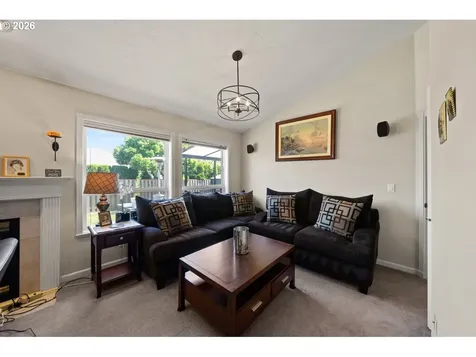2010 N Nugget Lane Newberg OR 97132
