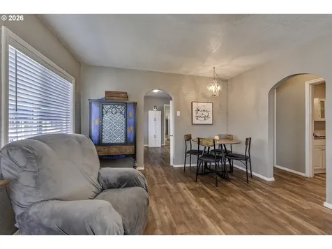 125 SW Harrison Street Sheridan OR 97378