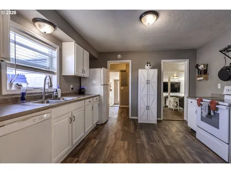 125 SW Harrison Street Sheridan OR 97378