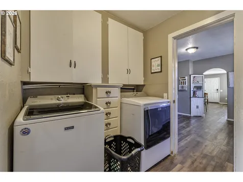 125 SW Harrison Street Sheridan OR 97378
