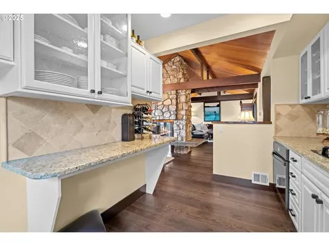 16636 Maple Circle Lake Oswego OR 97034