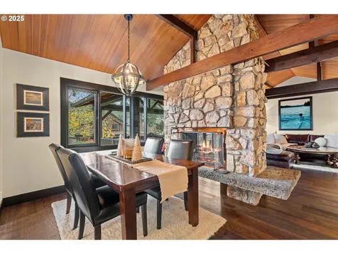 16636 Maple Circle Lake Oswego OR 97034