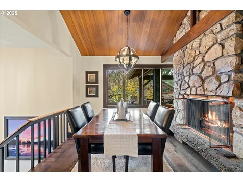 16636 Maple Circle Lake Oswego OR 97034