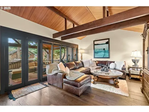 16636 Maple Circle Lake Oswego OR 97034