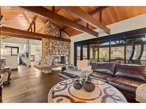 16636 Maple Circle Lake Oswego OR 97034