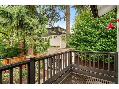 16636 Maple Circle Lake Oswego OR 97034